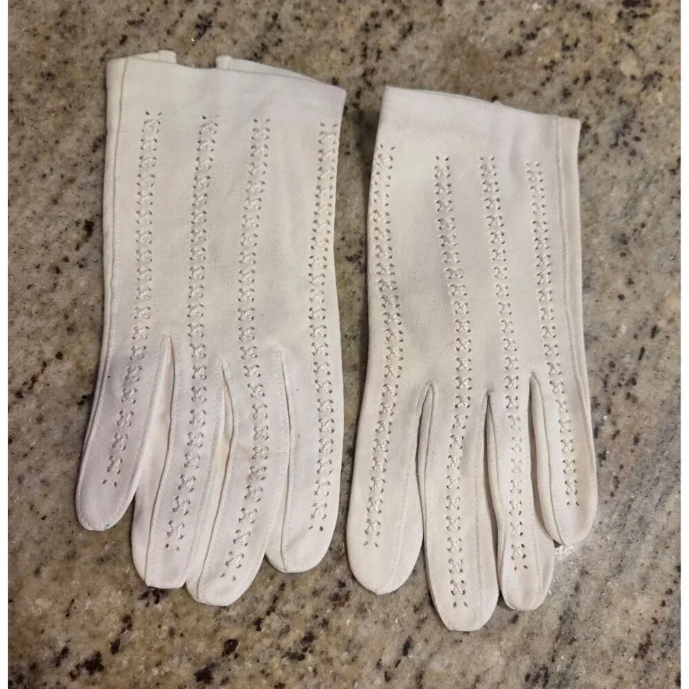 Vintage Womens Size XS Off-White Suede Short Formal Gloves Cross Stitch Stripe